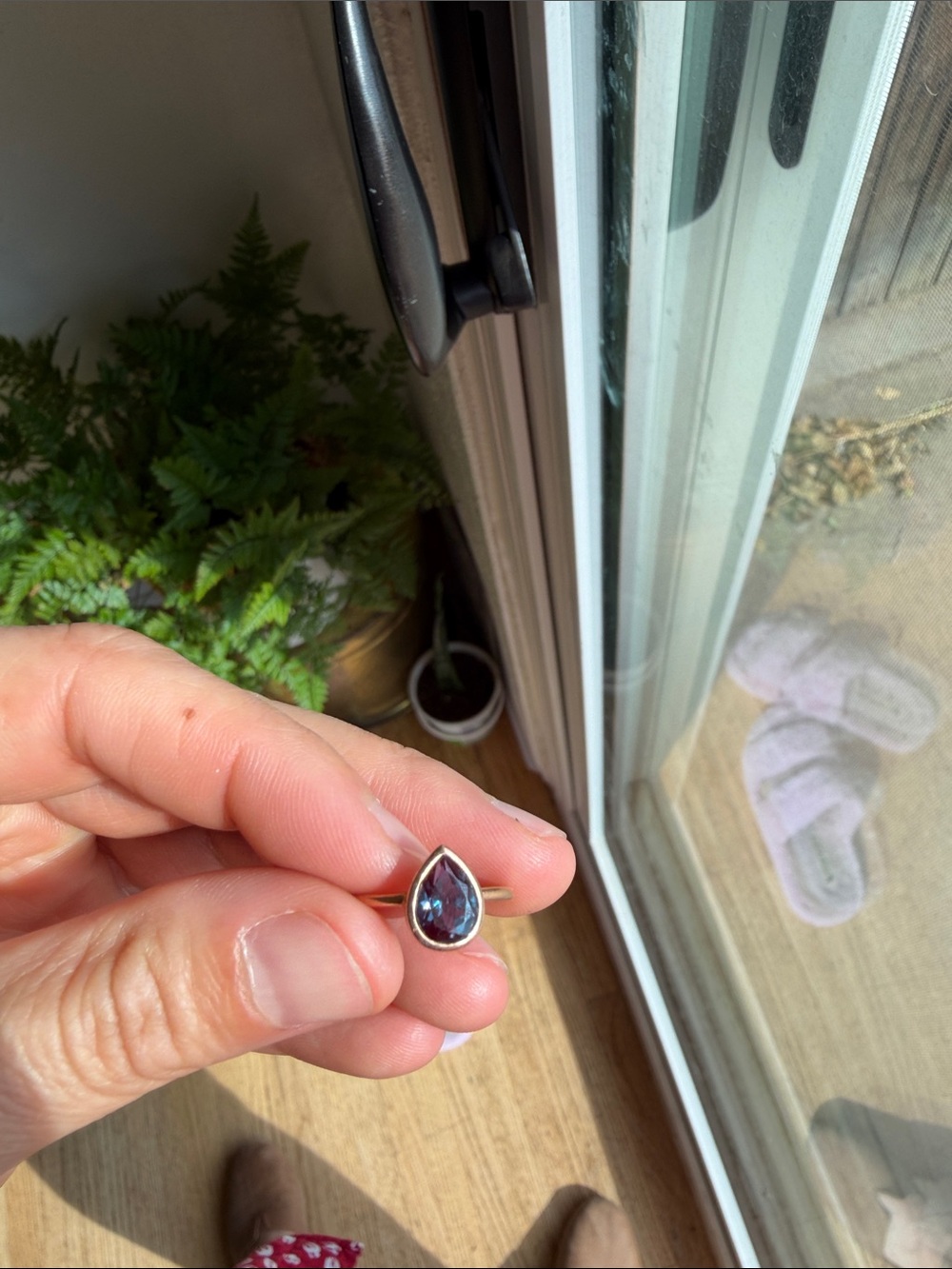 18k Rose Gold Synthetic Alexandrite Ring - Picture 2 of 6